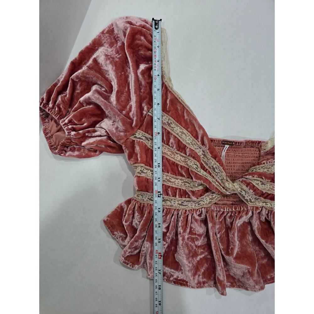 Free People Yours Truly Velvet Top Womens Small Mauve Lace Puff Sleeve Boho - Picture 14 of 16